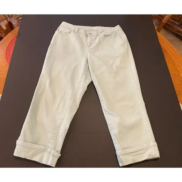 Style & Co. Womens Curvy Cuffed Capri Jeans Size 10 - Picture 9 of 11